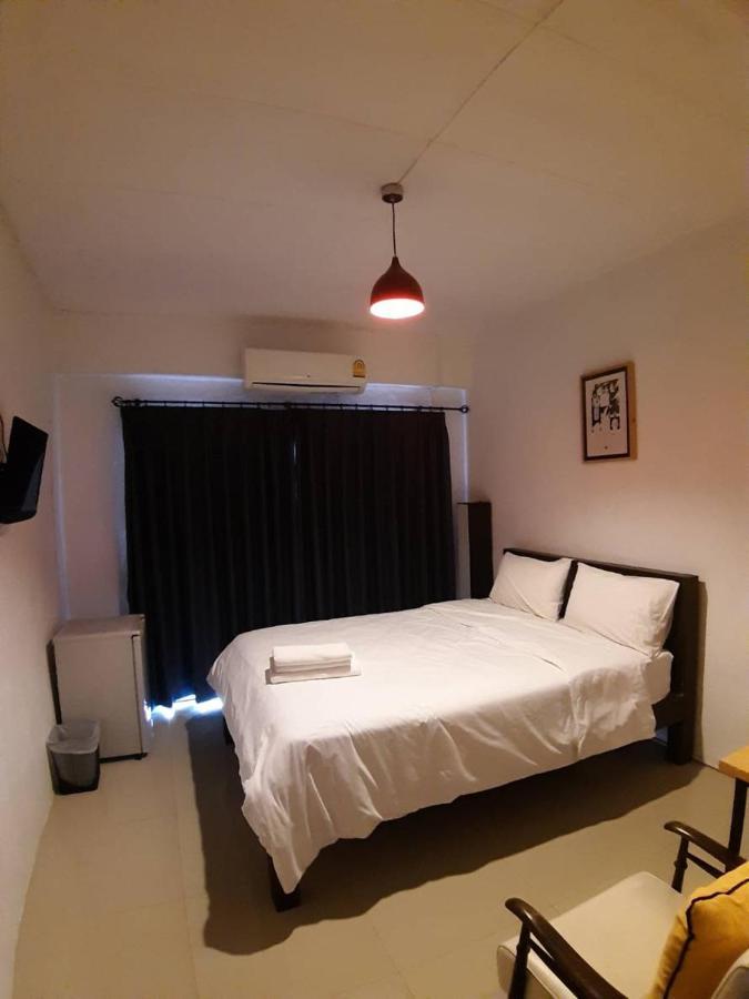 Isleep Guesthouse Τσιάνγκ Μάι Εξωτερικό φωτογραφία