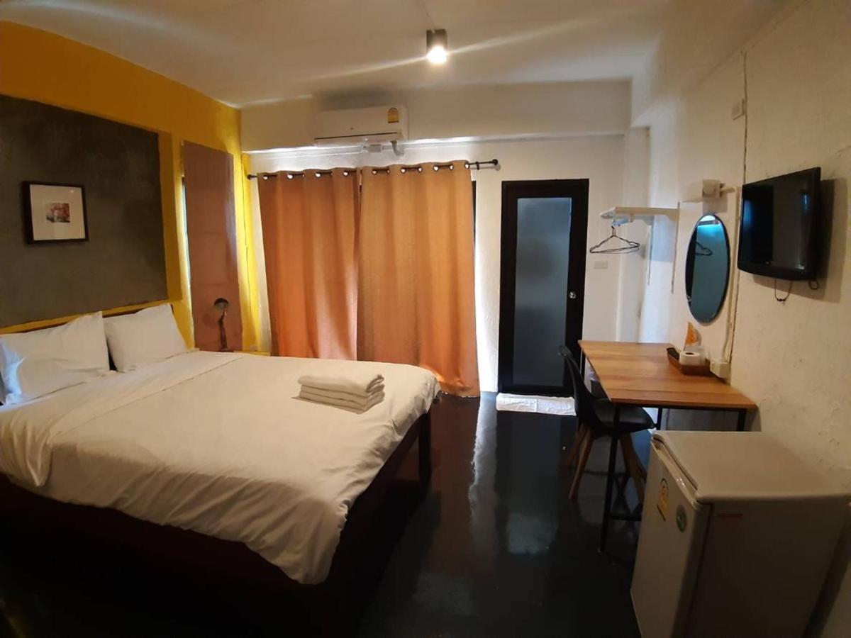 Isleep Guesthouse Τσιάνγκ Μάι Εξωτερικό φωτογραφία