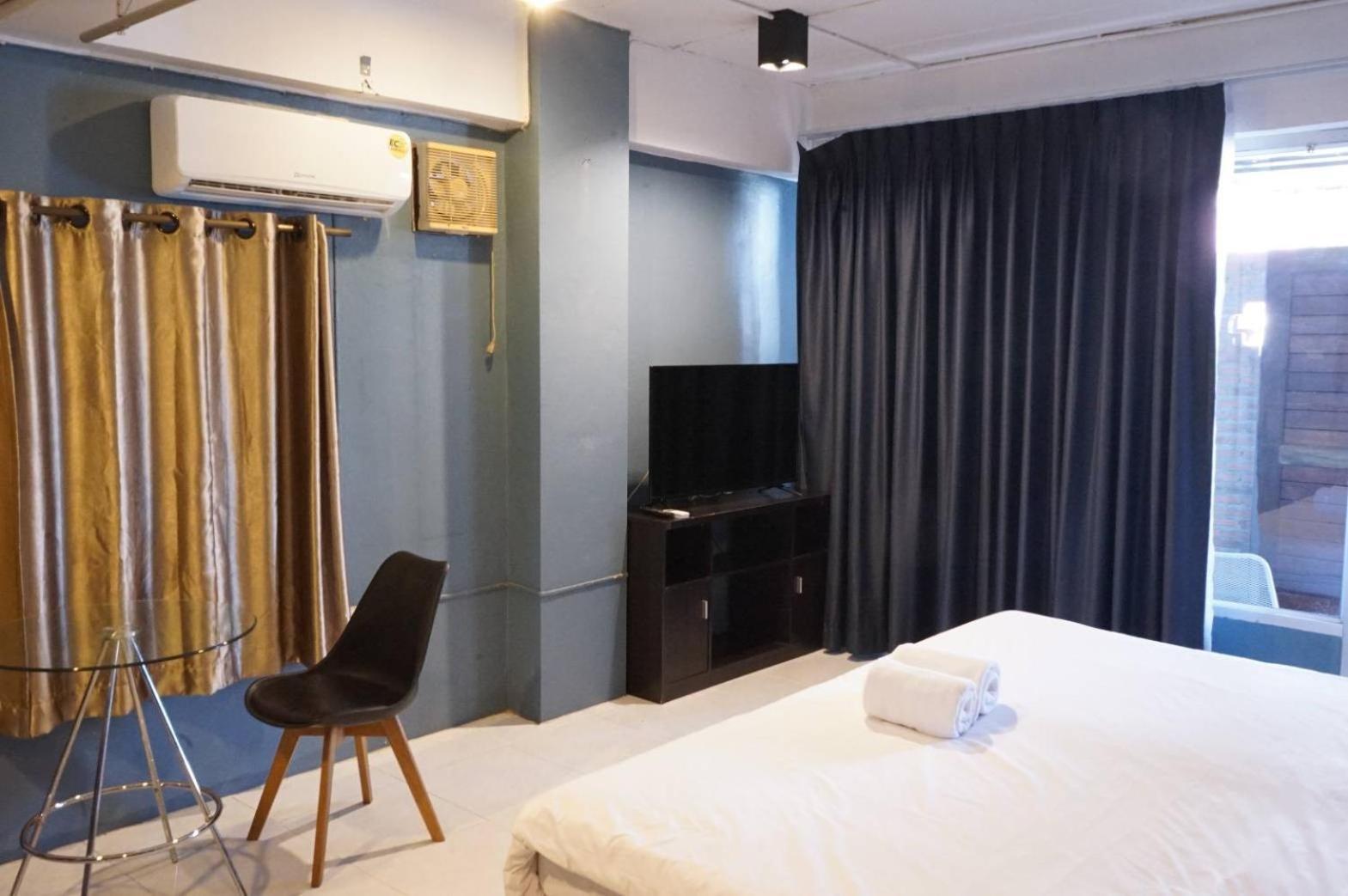 Isleep Guesthouse Τσιάνγκ Μάι Εξωτερικό φωτογραφία