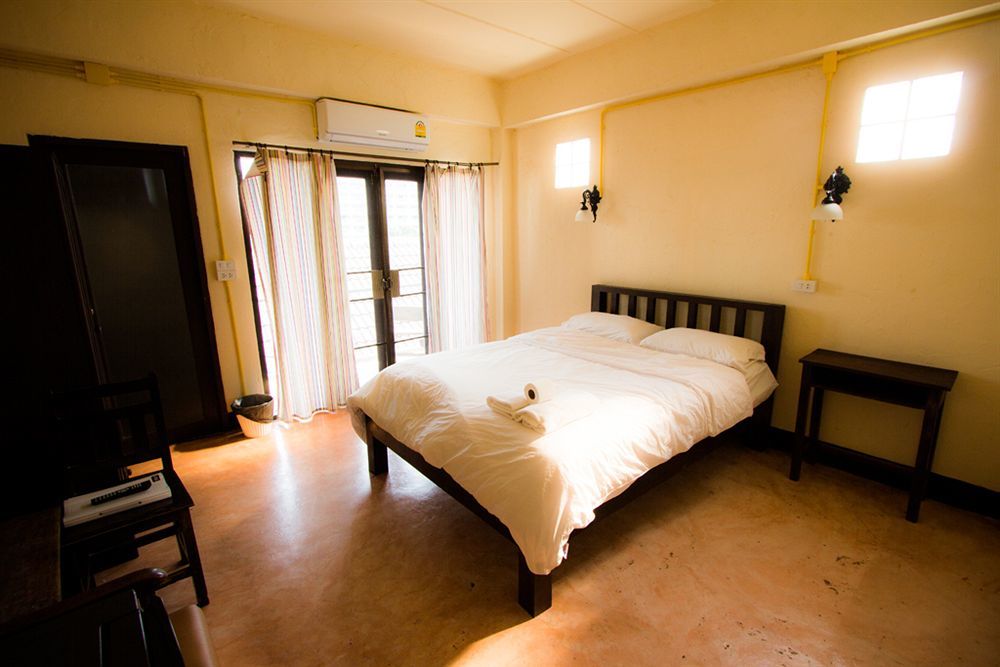 Isleep Guesthouse Τσιάνγκ Μάι Εξωτερικό φωτογραφία