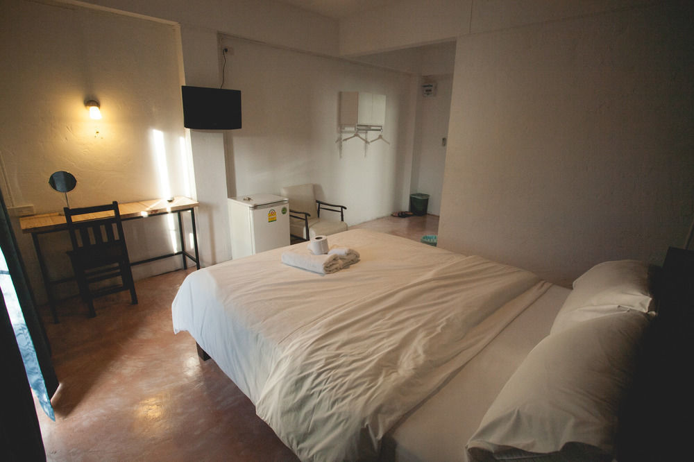 Isleep Guesthouse Τσιάνγκ Μάι Εξωτερικό φωτογραφία