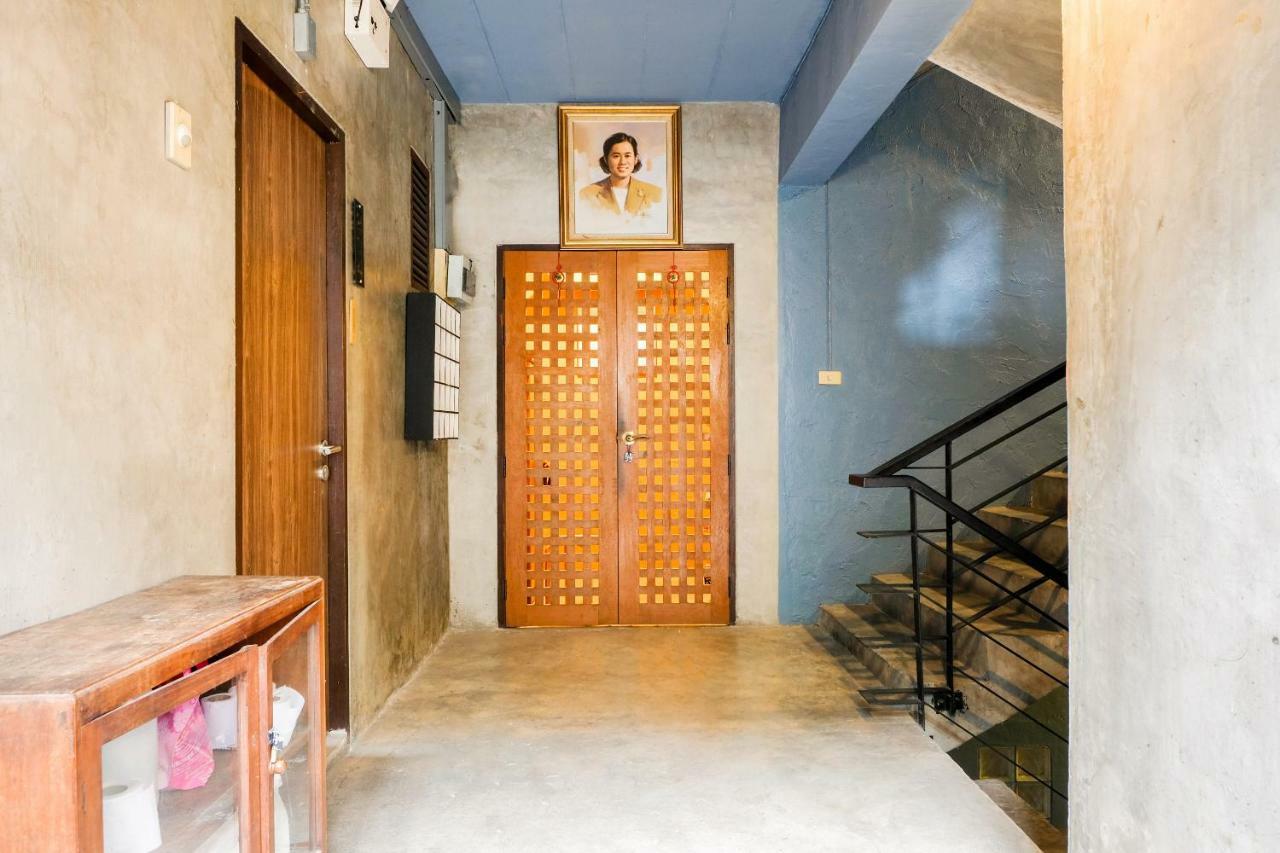 Isleep Guesthouse Τσιάνγκ Μάι Εξωτερικό φωτογραφία