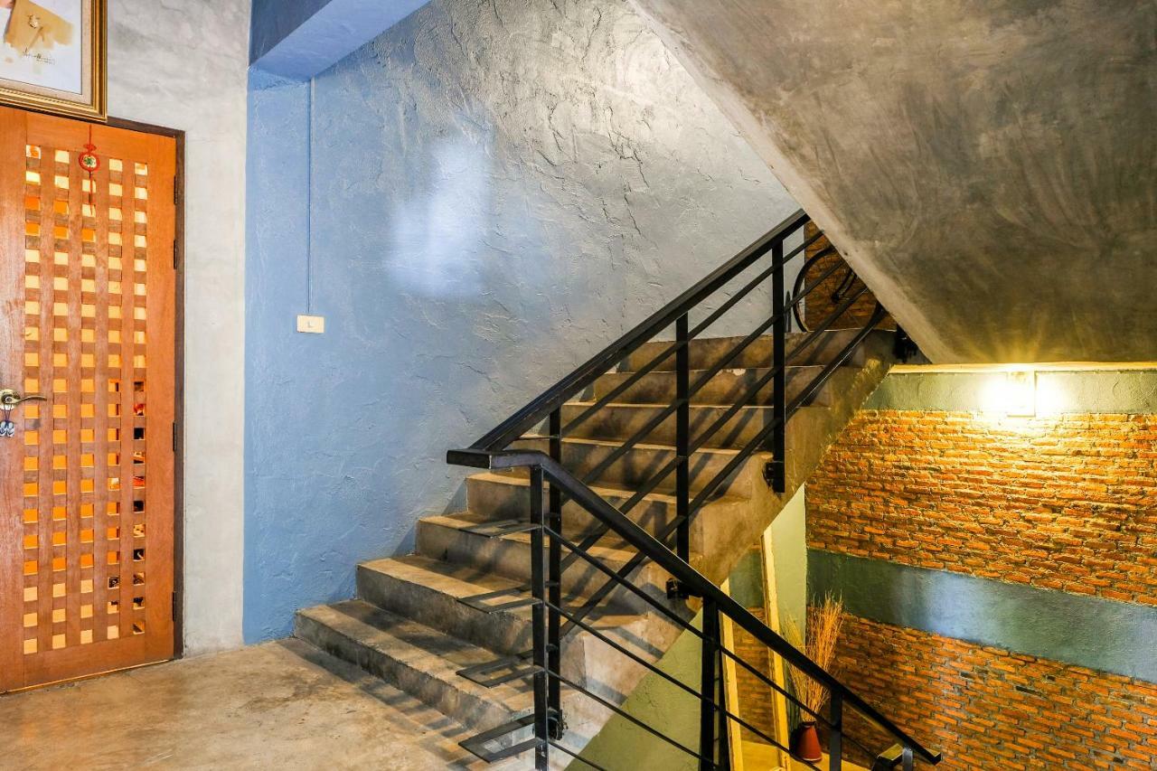 Isleep Guesthouse Τσιάνγκ Μάι Εξωτερικό φωτογραφία